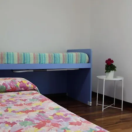 Frally Intero Alloggio, Appartamento. Apartment Rimini