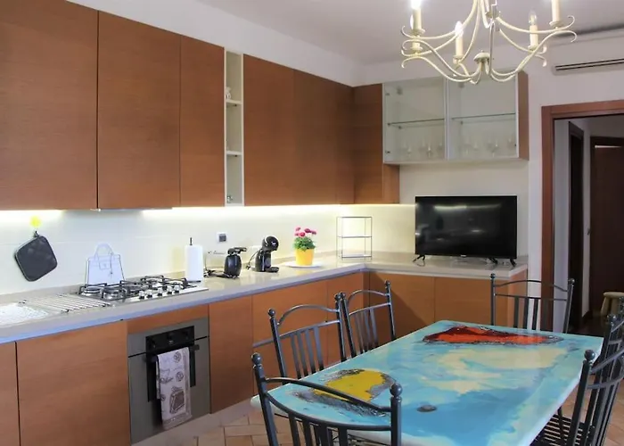 Apartament Frally Intero Alloggio, Appartamento. *